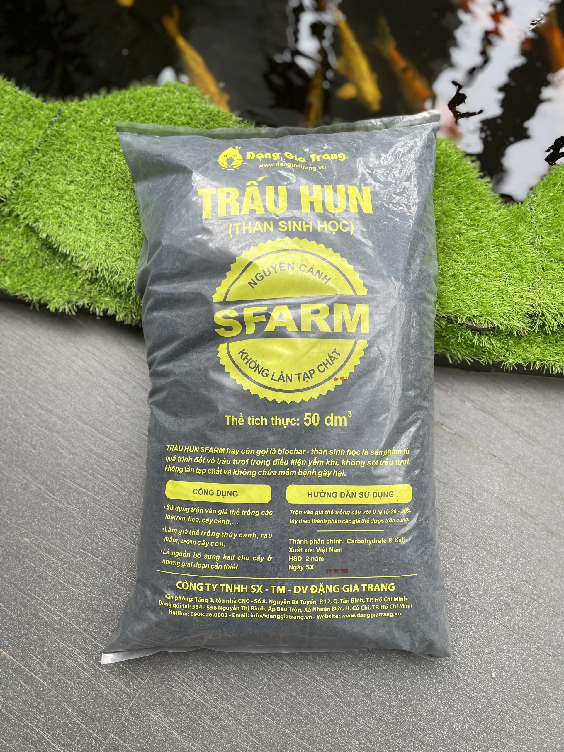 Trấu hun Sfarm 50dm3 giúp đất tơi xốp rễ cây dễ lấy dinh dưỡng