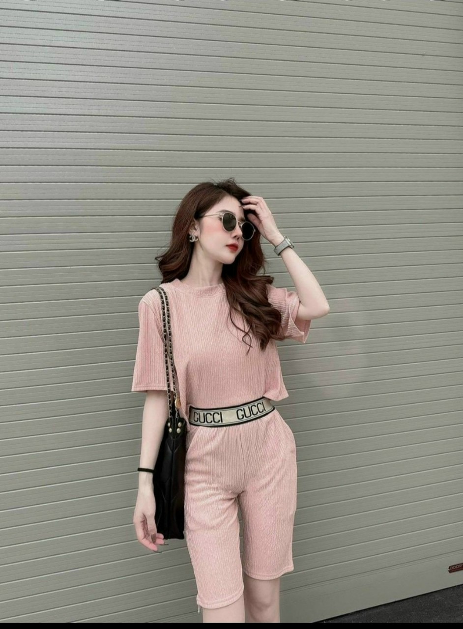 Set quần ôm lững và áo croptop màu trơn mặc đi chơi cá tính, đồ bộ thun ngố vải thun xốp, set quần legging đùi GC