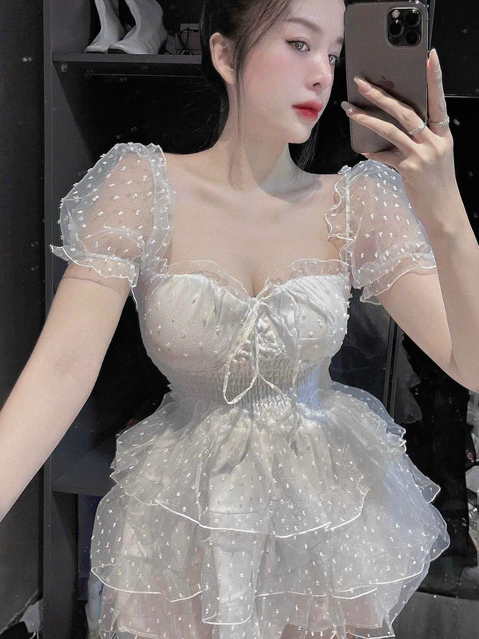 ĐẦM TẦNG VOAN BI NHÚN EO
