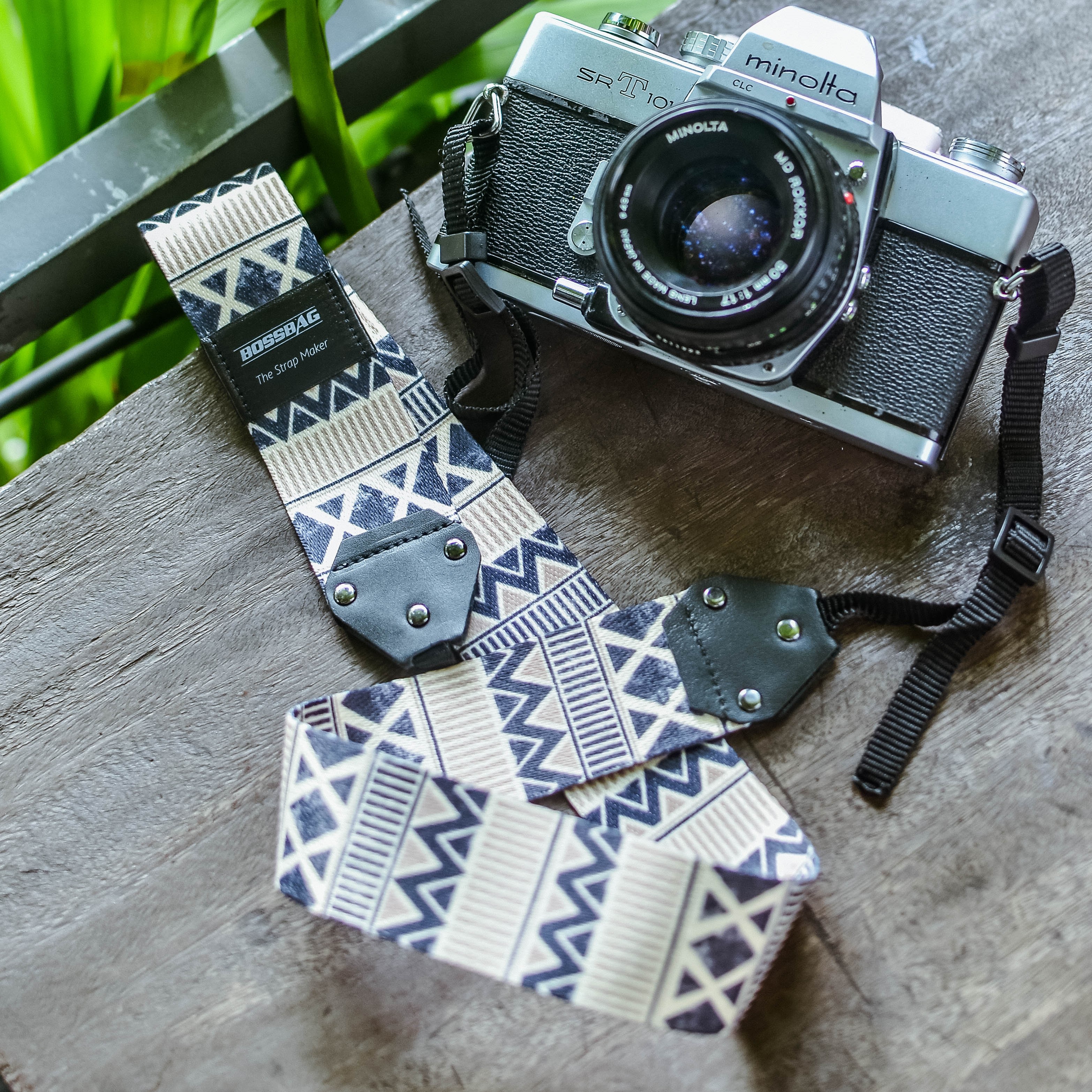 [Camera] Dây Đeo Máy Ảnh Classical Thổ Cẩm Hoa Văn Xanh