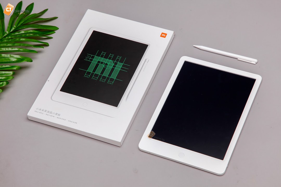 Bảng vẽ điện tử Xiaomi Mijia không chỉ là công cụ giải trí mà còn là công cụ hỗ trợ tuyệt vời cho việc học tập và giảng dạy. Màn hình lớn, hỗ trợ nhiều cách kết nối, giúp sản phẩm phù hợp với nhiều mục đích khác nhau. Nhanh chóng sở hữu sản phẩm thông minh này với mức giá hợp lý.