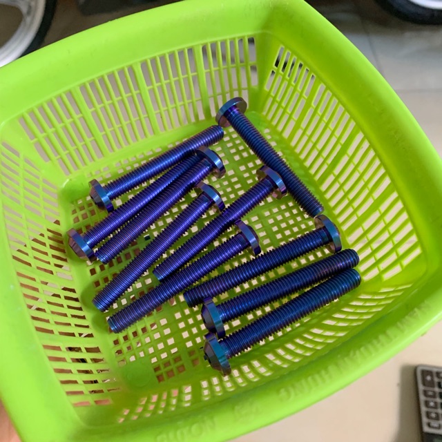 Ốc Titan Gr5 8li60 8ly60 8li bắt Gác chân trước Winner/Sonic , cảng sau xe ga