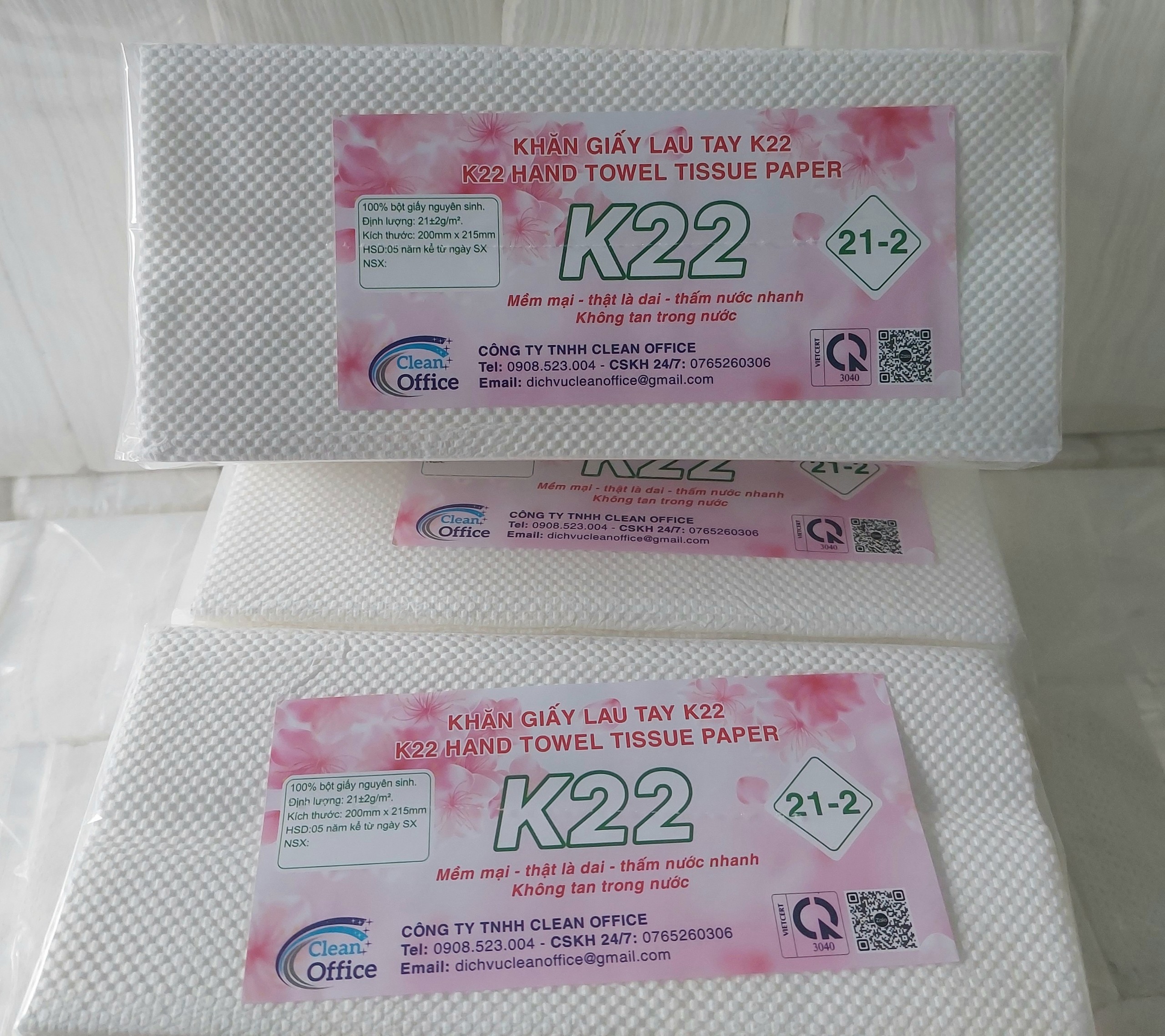 [HCM]Combo 10  gói khăn giấy lau tay premier ( 100 tờ/1 gói 2 lớp)