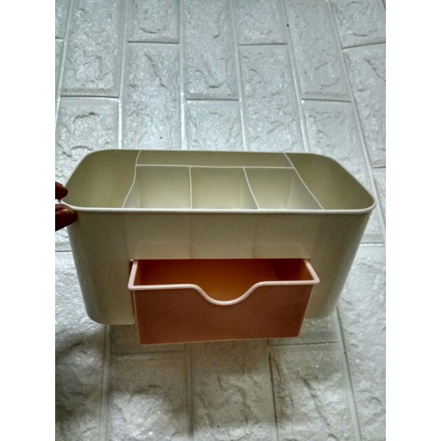 Hộp đựng mỹ phẩm