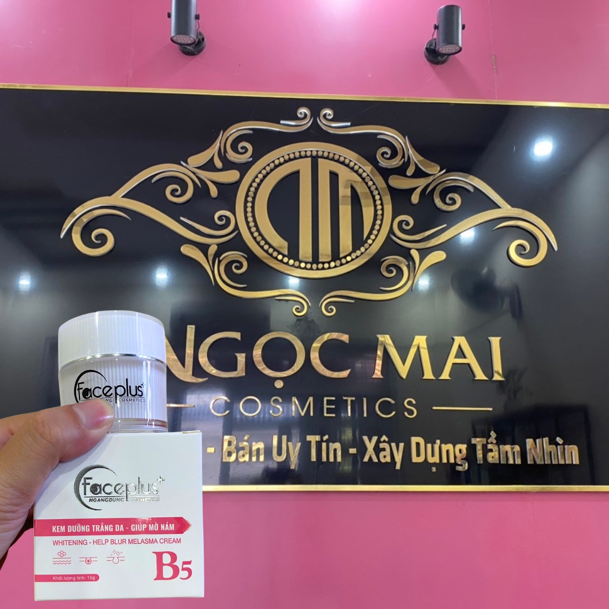 [Tặng 2 mặt nạ] Kem Dưỡng Trắng, Mờ Nám, Tàn Nhang Mỹ phẩm Faceplus+ (10g)