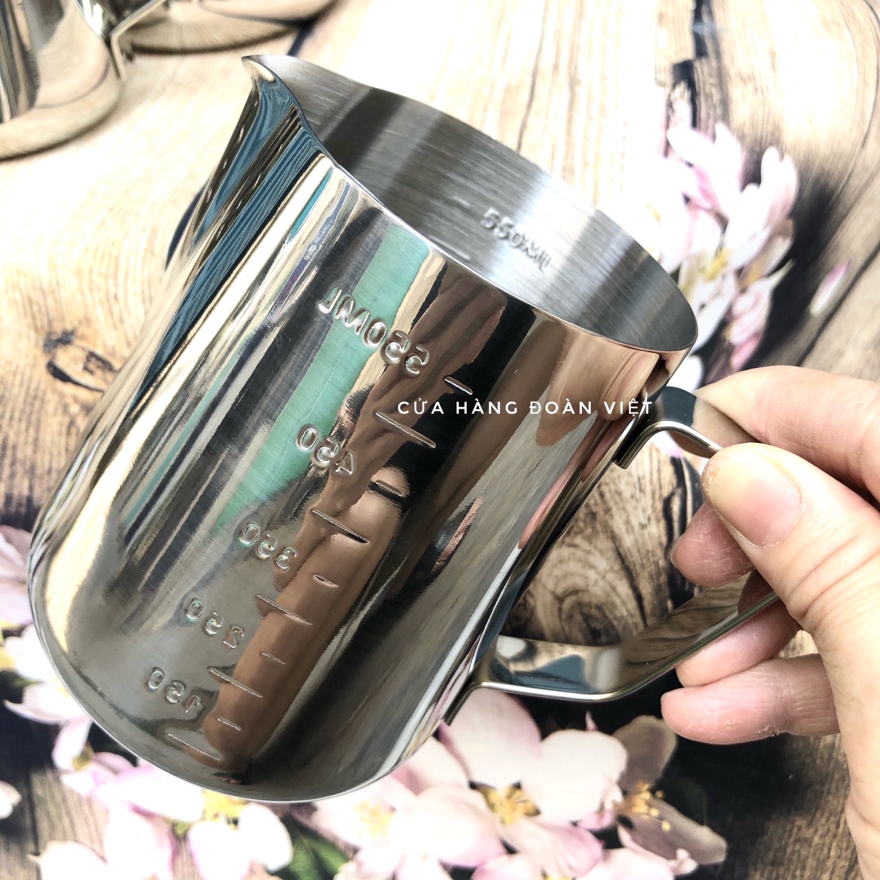 Ca đánh sữa, rót sữa - inox 304- 350 ml, 550 ml , 900 ml. đồ gia dụng nhà bếp pha chế làm bánh nguyên liệu