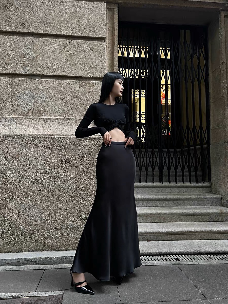 Chân Váy Dài Chất Lụa Bóng Tô Châu - Tharo Clothing [VAY000011]