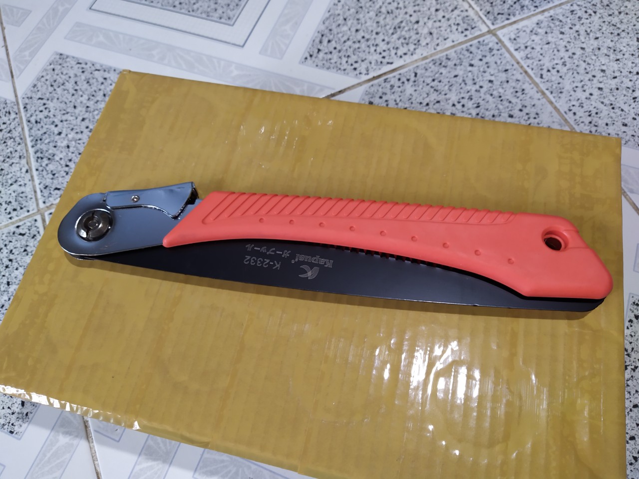 Cưa gỗ gập lưỡi Kapusi