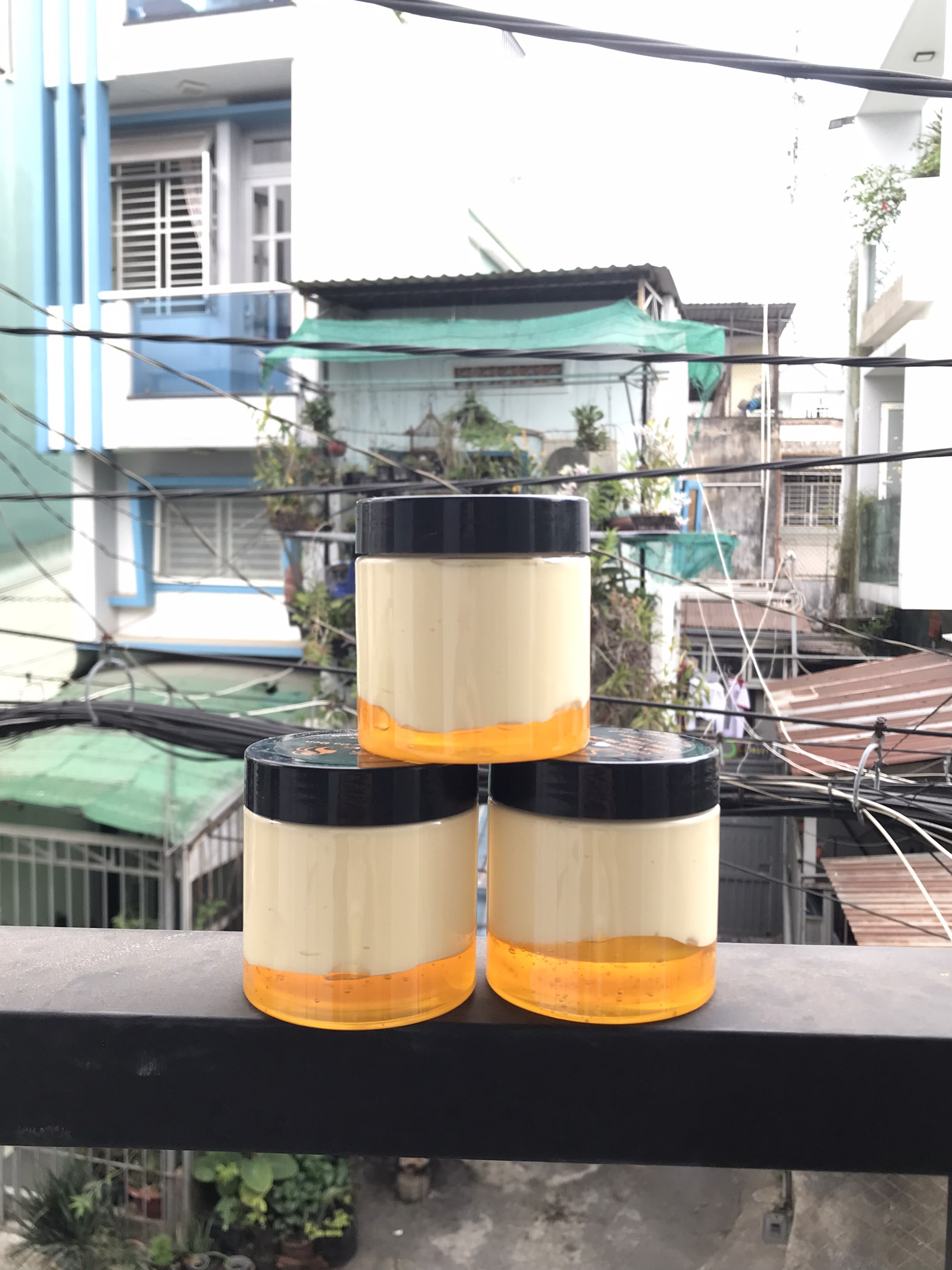 Kem body cốt mix spa 2 tầng siêu trắng