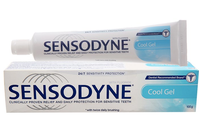 {Trợ giá 10k} COMBO 06 hộp kem đánh răng sensodyne giúp trắng răng hương thơm mát giảm ê buốt + Tặng4bàn chải đánh răng than hoạt tính
