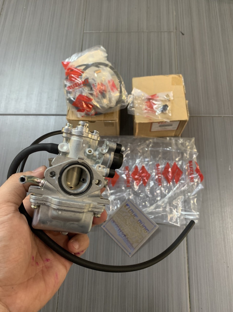 [HCM]Bình xăng con Revo Smash hãng