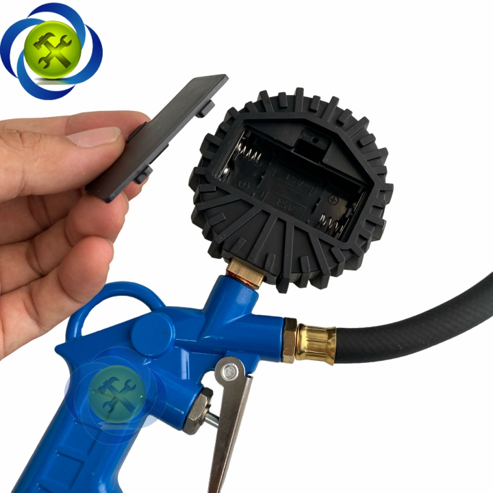 Dụng cụ bơm lốp xe đồng hồ điện tử C-mart S0013