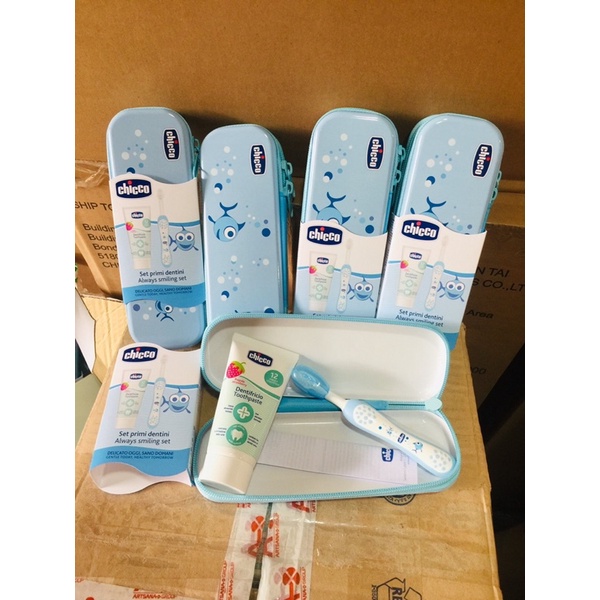 [CHICCO] Bộ bàn chải, kem đánh răng cho bé từ 12 tháng