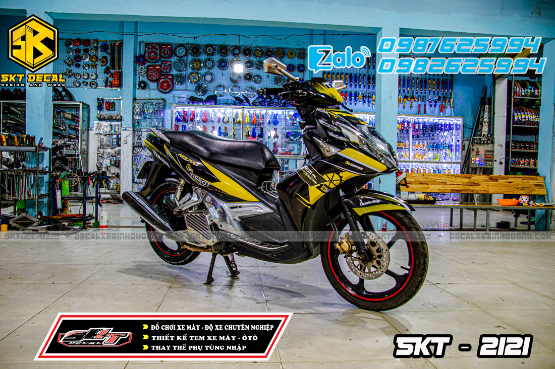 tem trùm xe novo 5 đen vàng proti