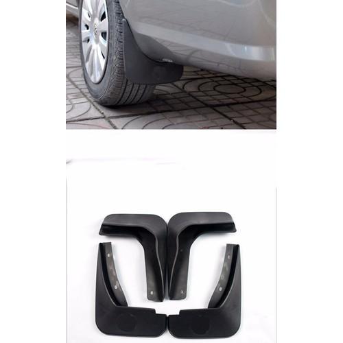 BỘ 4 CHẮN BÙN BÁNH XE MAZDA 3