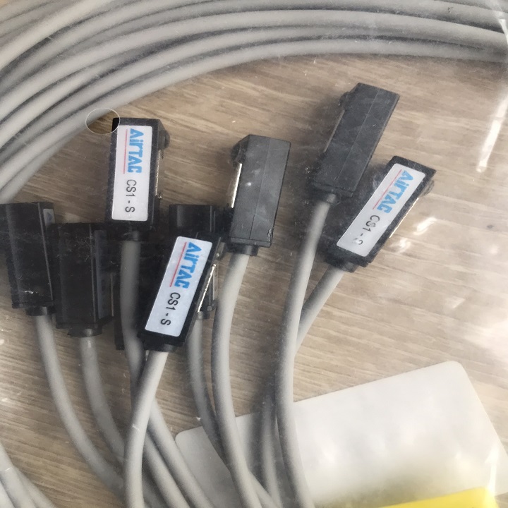 Cảm biến tiệm cận xi lanh CS1-S