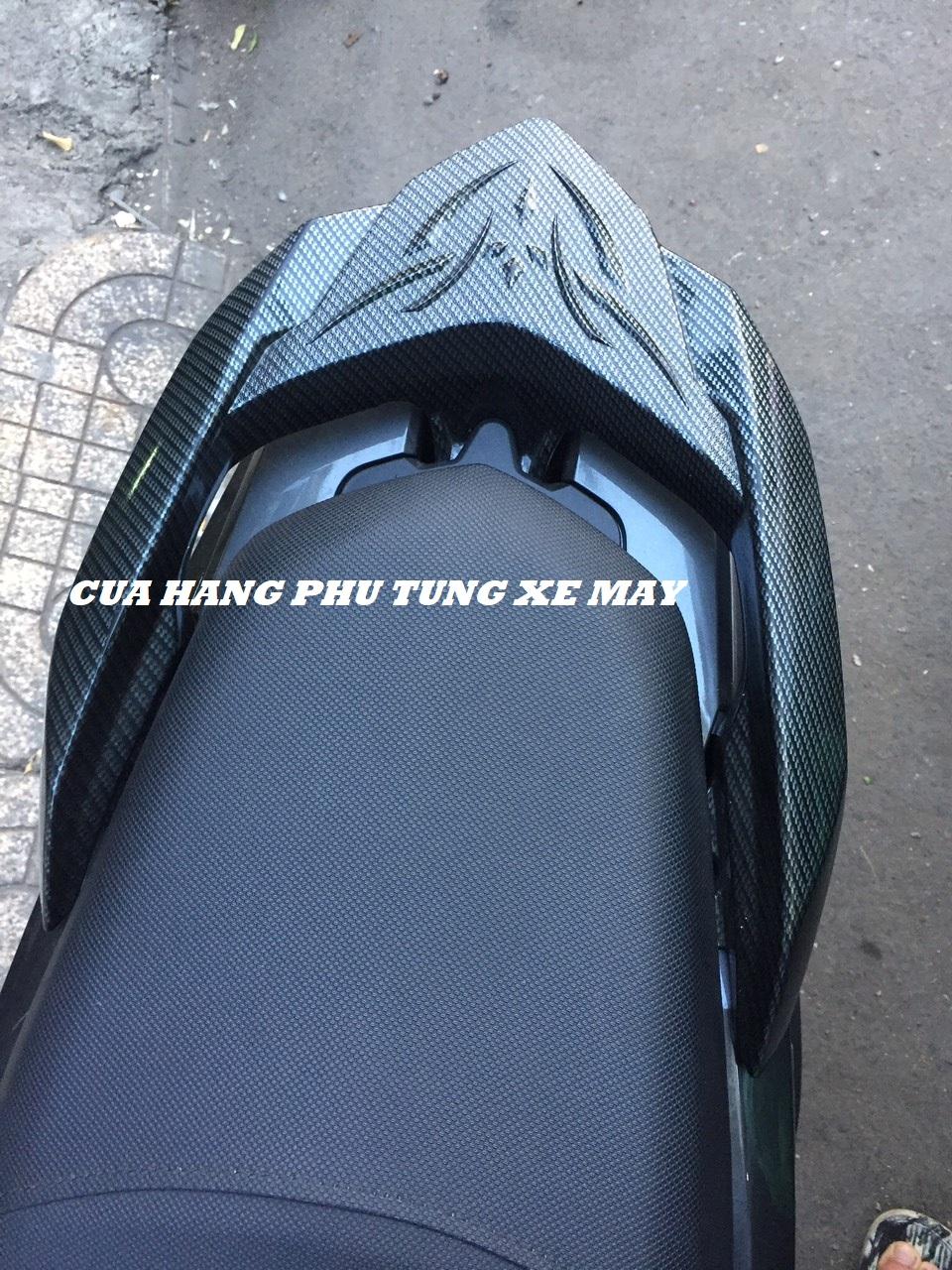 Ốp cảng sau Air Blade 2016 - 2019 cacbon