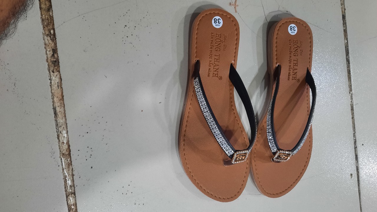 Dép xỏ ngón nữ đá lấp lánh