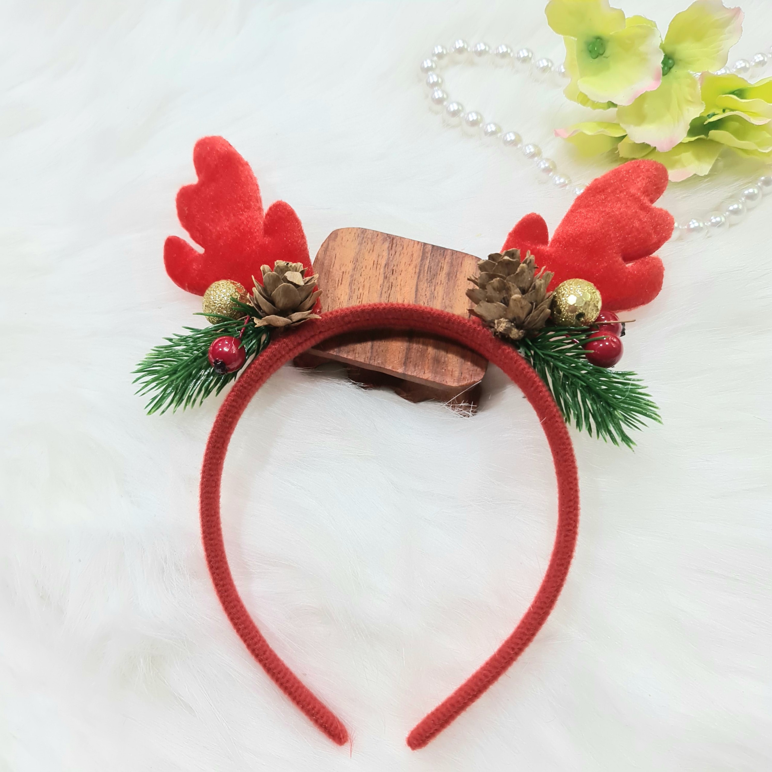 Cài Tóc Noel Sừng Nai Quả Thông
