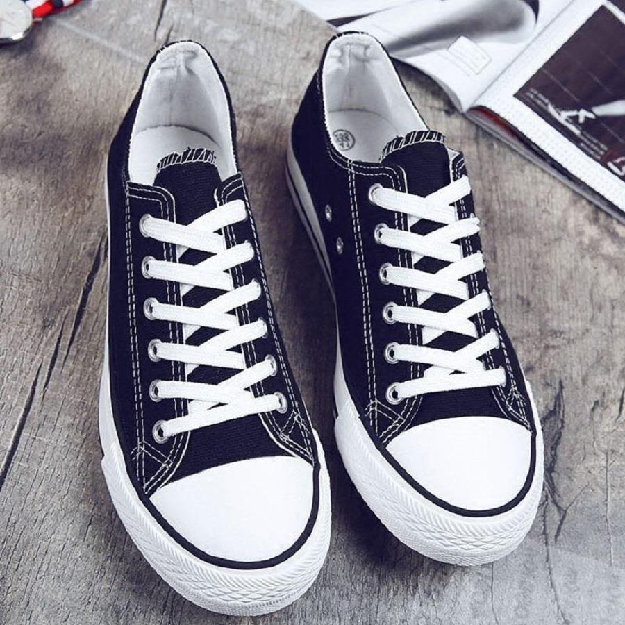Giày sneaker nữ