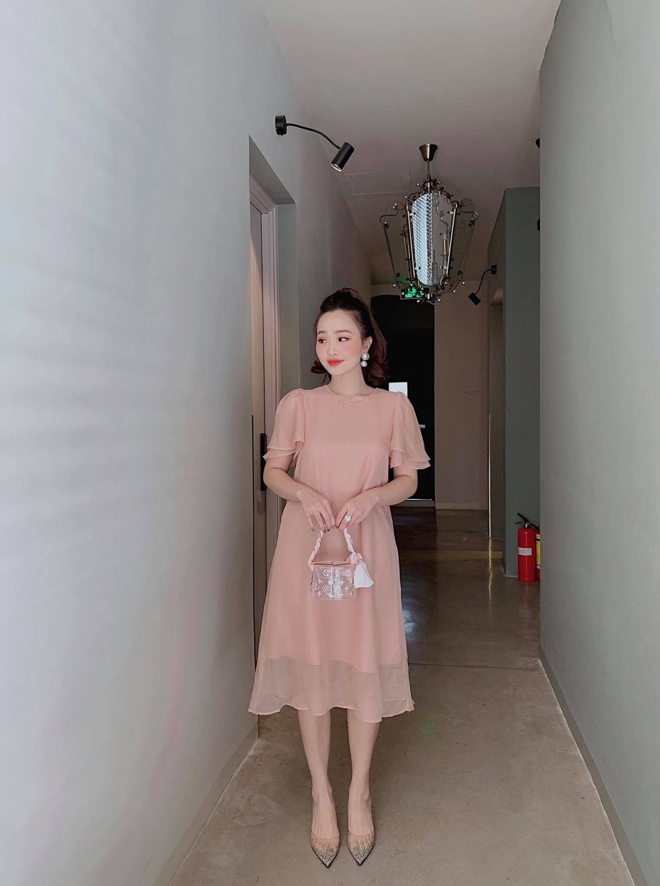 ĐẦM BẦU SUÔNG TAY CÁNH TIÊN