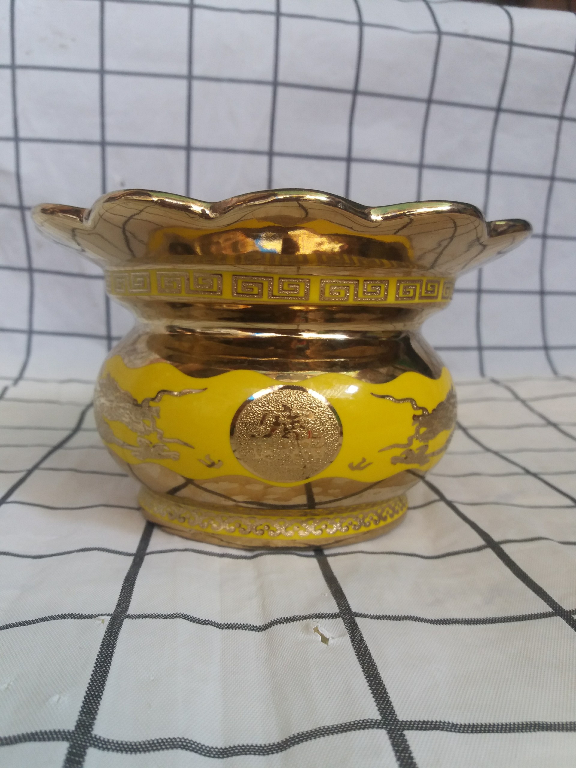 Lư hương kèm vĩ hứng tàn nhang số 5 các loại size trung