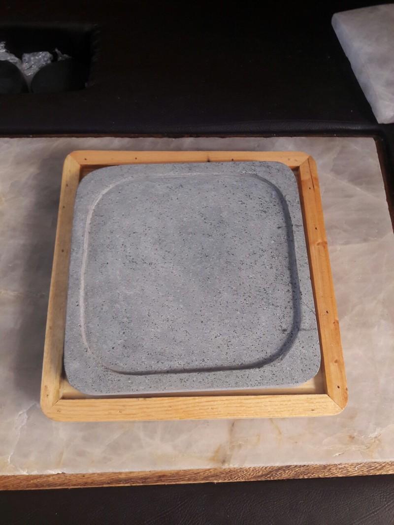 Đá nướng thịt vuông có viền 25x25cm