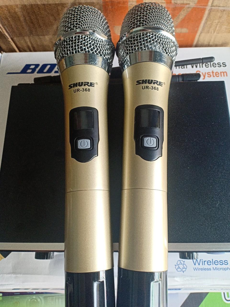 Micro SHURE UR368 Chinh Hãng Cực Hay Led 7 Màu