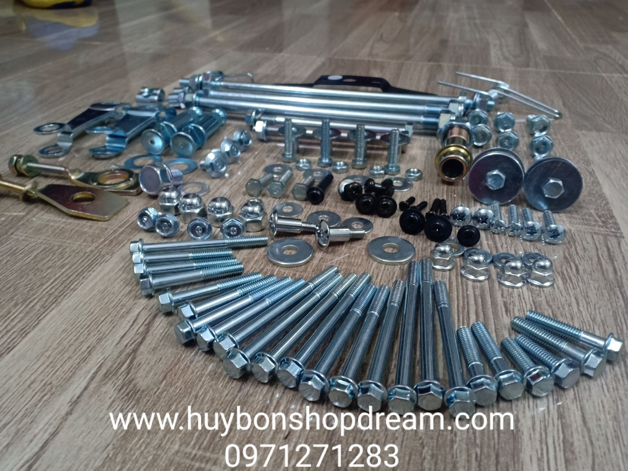 Bộ ốc lắp xe Dream Việt