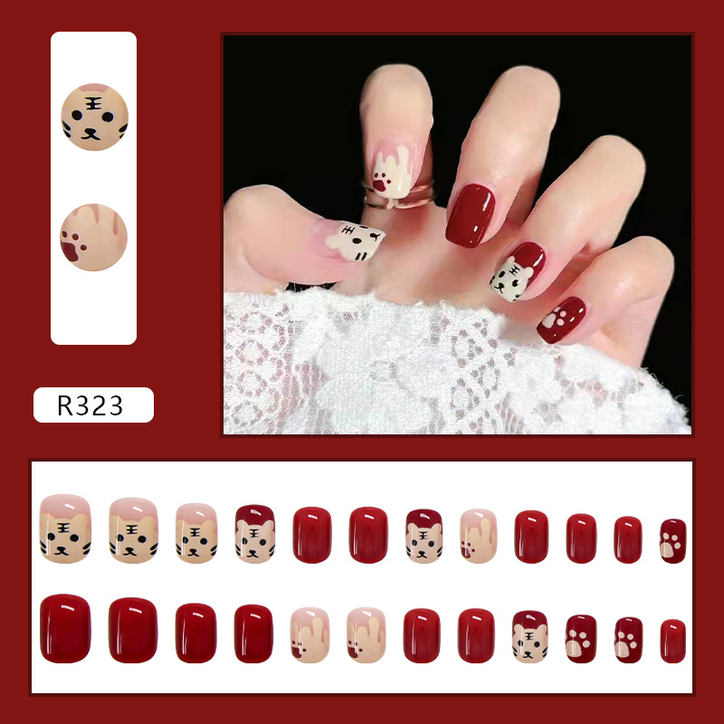 Bộ móng giả | bé hổ đỏ 2022 | nailbox | 24 móng tay úp móng ngắn r323
