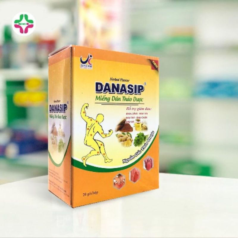 Miếng dán thảo dược Danasip hộp 20 gói x 4 miếng