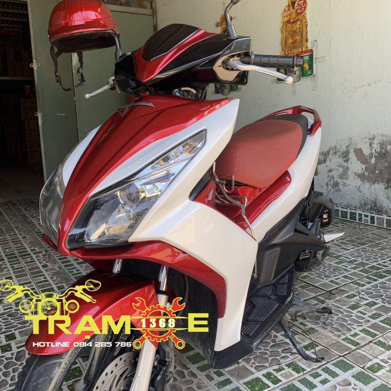 Sơn xịt Samurai màu trắng ngọc trai H196 400ml