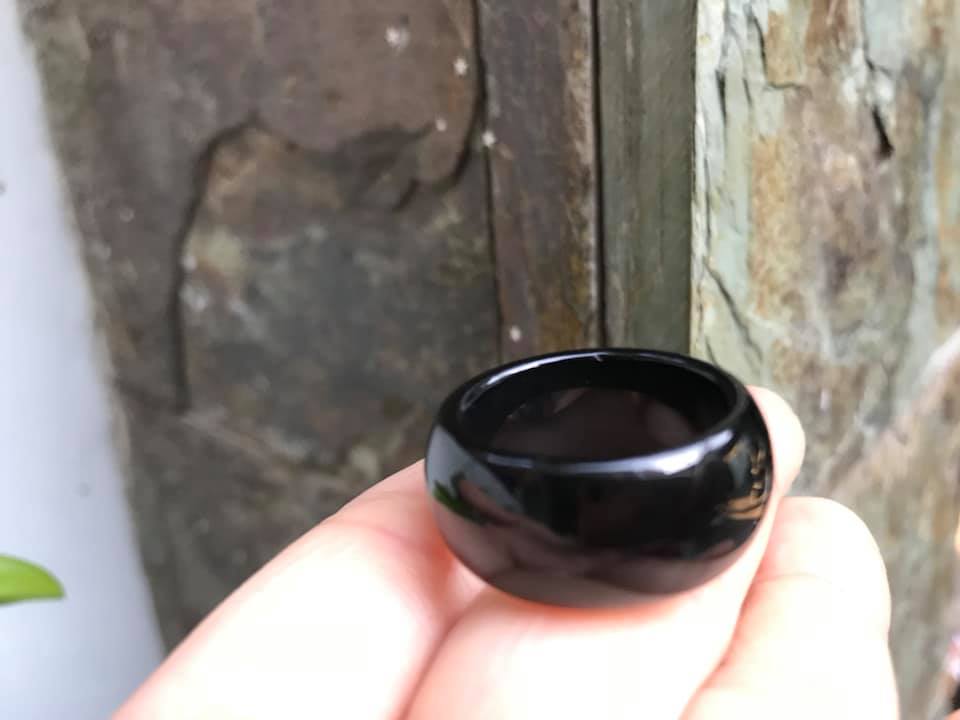 [HCM]CHIẾC NHẪN PHONG THUỶ NAM ĐÁ MÃ NÃO ĐEN TRƠN NI 19MM ĐEO NGÓN TAY CÁI HAY GIỮA ĐỒNG GIÁ CHỈ 199K/CHIẾC NAM MỆNH THỦY MỘC Ạ