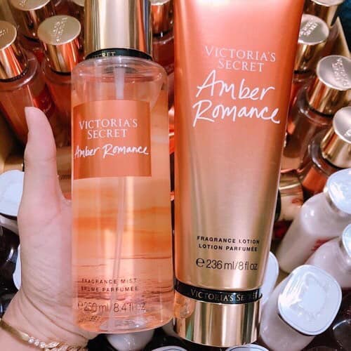 Combo Amber (Lotion 236ml + Xịt Thơm 250ml ) [Mẫu Mới]