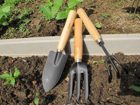 Bộ dụng cụ làm vườn 3 món cán gỗ LV12