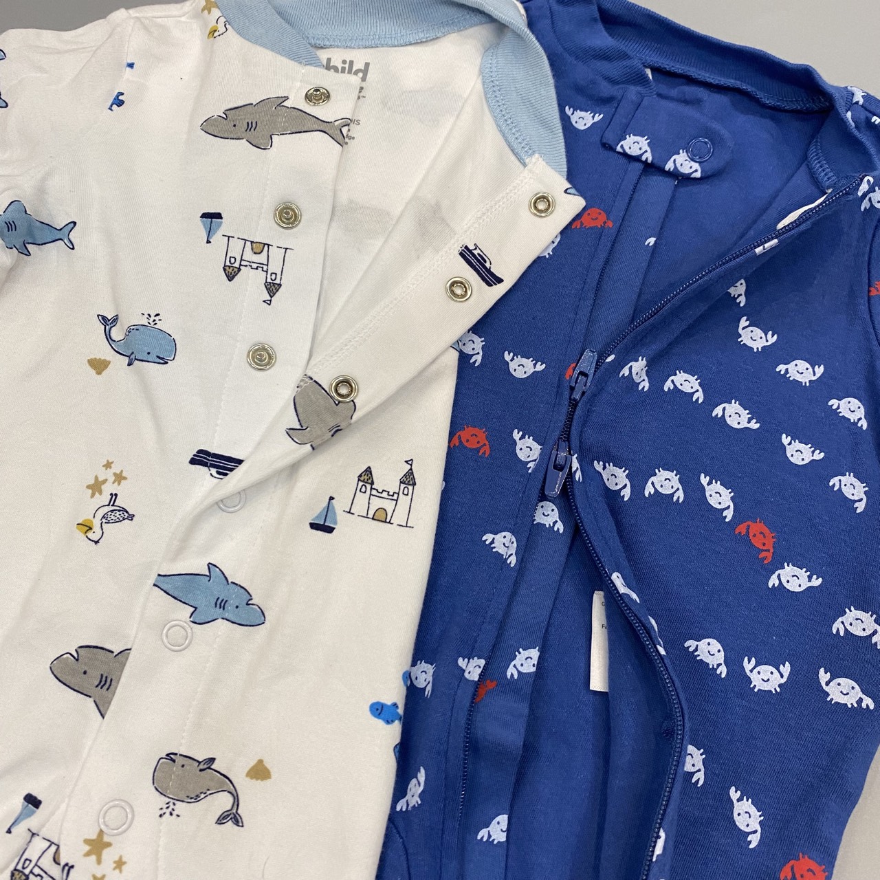 (3-8,5kg) Sleepsuit/ Body vớ C4RTER cho bé gái