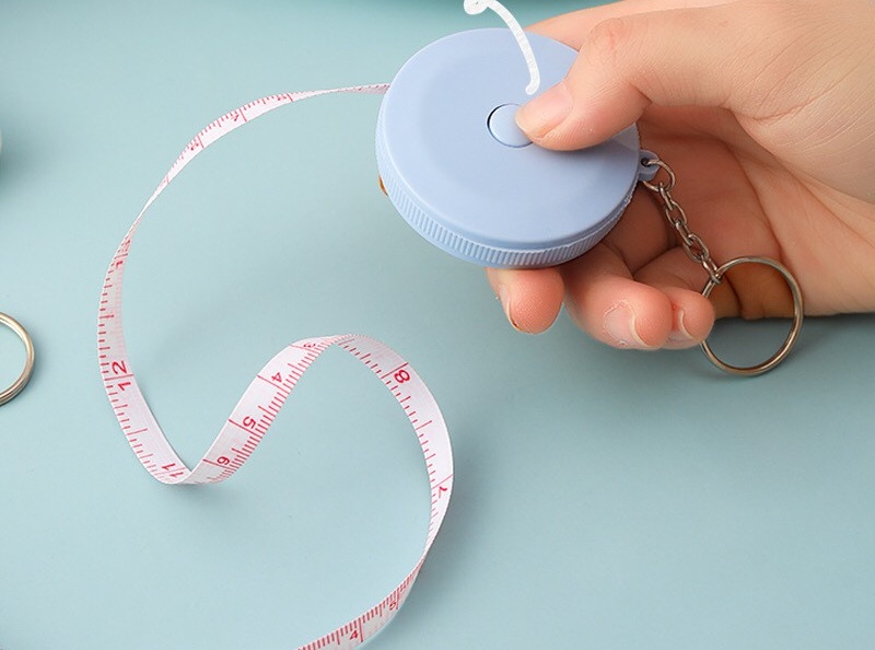 Móc khóa kèm thước dây mini tự thu vào 1.5m