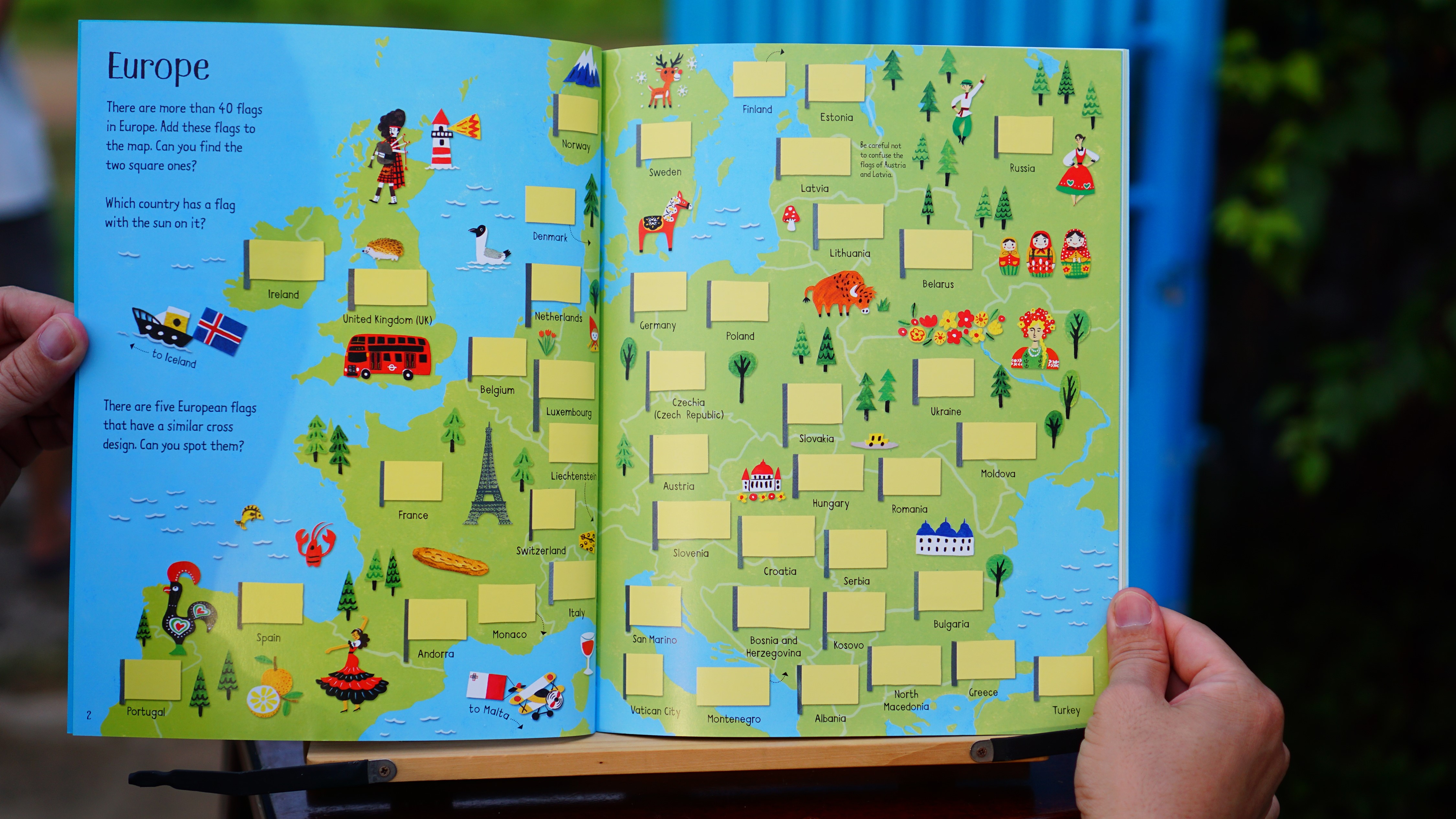 Sách Usborne First Sticker Book Flags