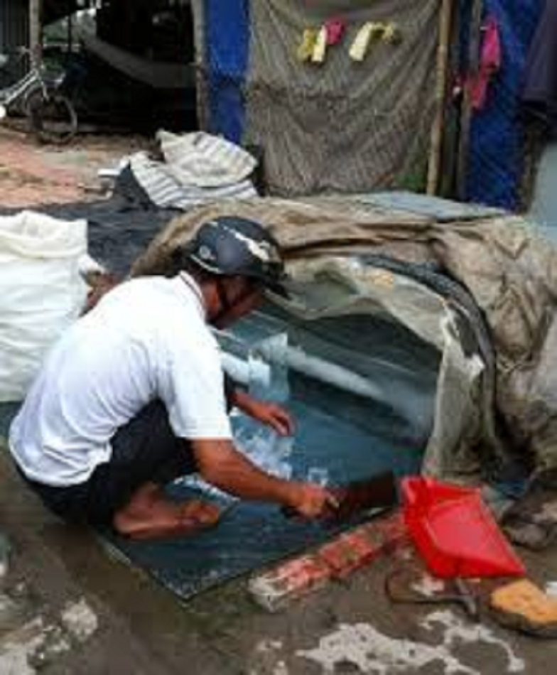 DAO CHẶT ĐÁ NHÍP Ô TÔ CỨNG CÁP BỀN BỈ.