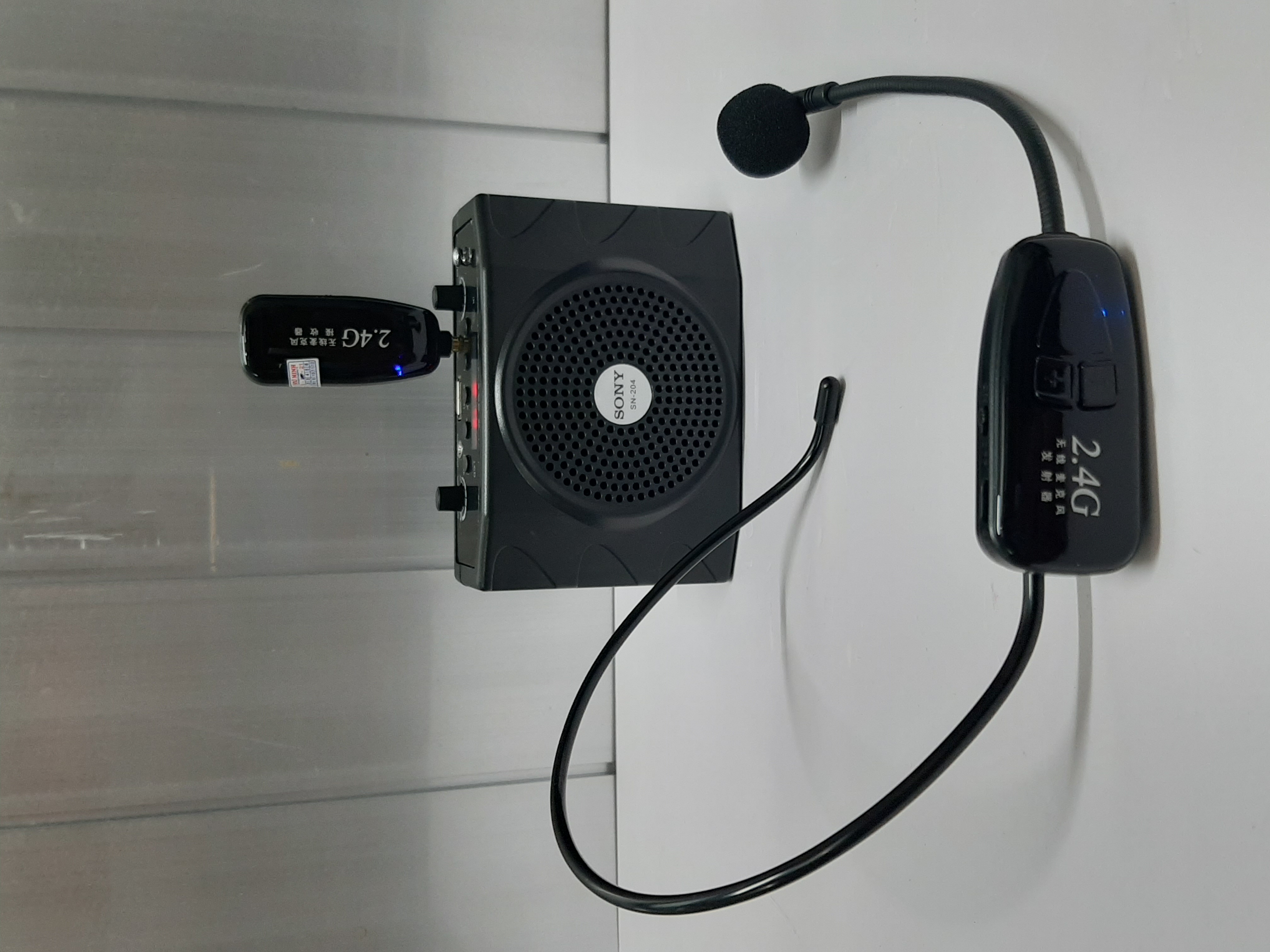 Micro không dây đeo tai 2.4G