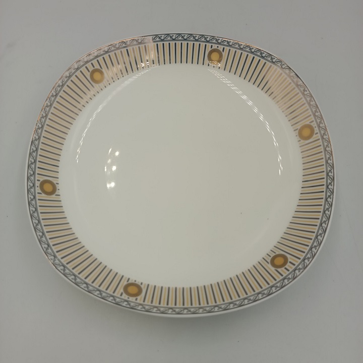 Đĩa Sứ Xương Viền Vàng Sâu Lòng Hàn Quốc Đường Kính 20 CM Cao Cấp