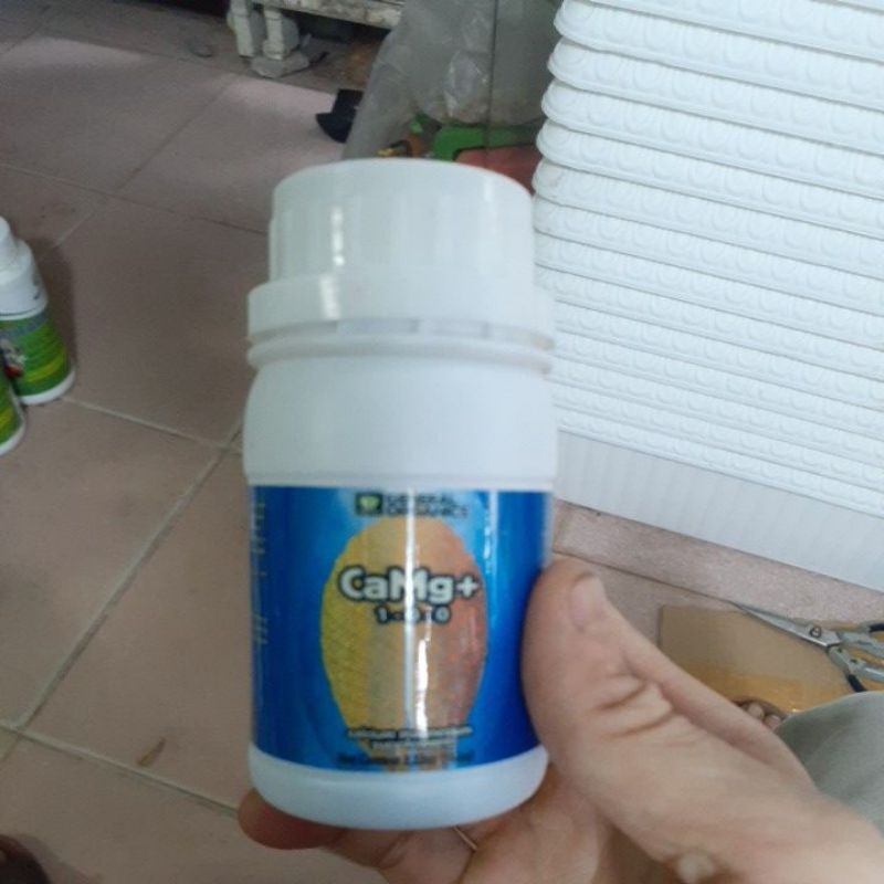 Phân bón hữu cơ bổ sung cãni, magie camg+ 1-0-0 chai 100ml