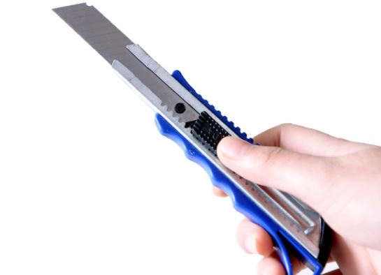 Dao rọc giấy văn phòng cỡ lớn tiện ích 15x3 cm