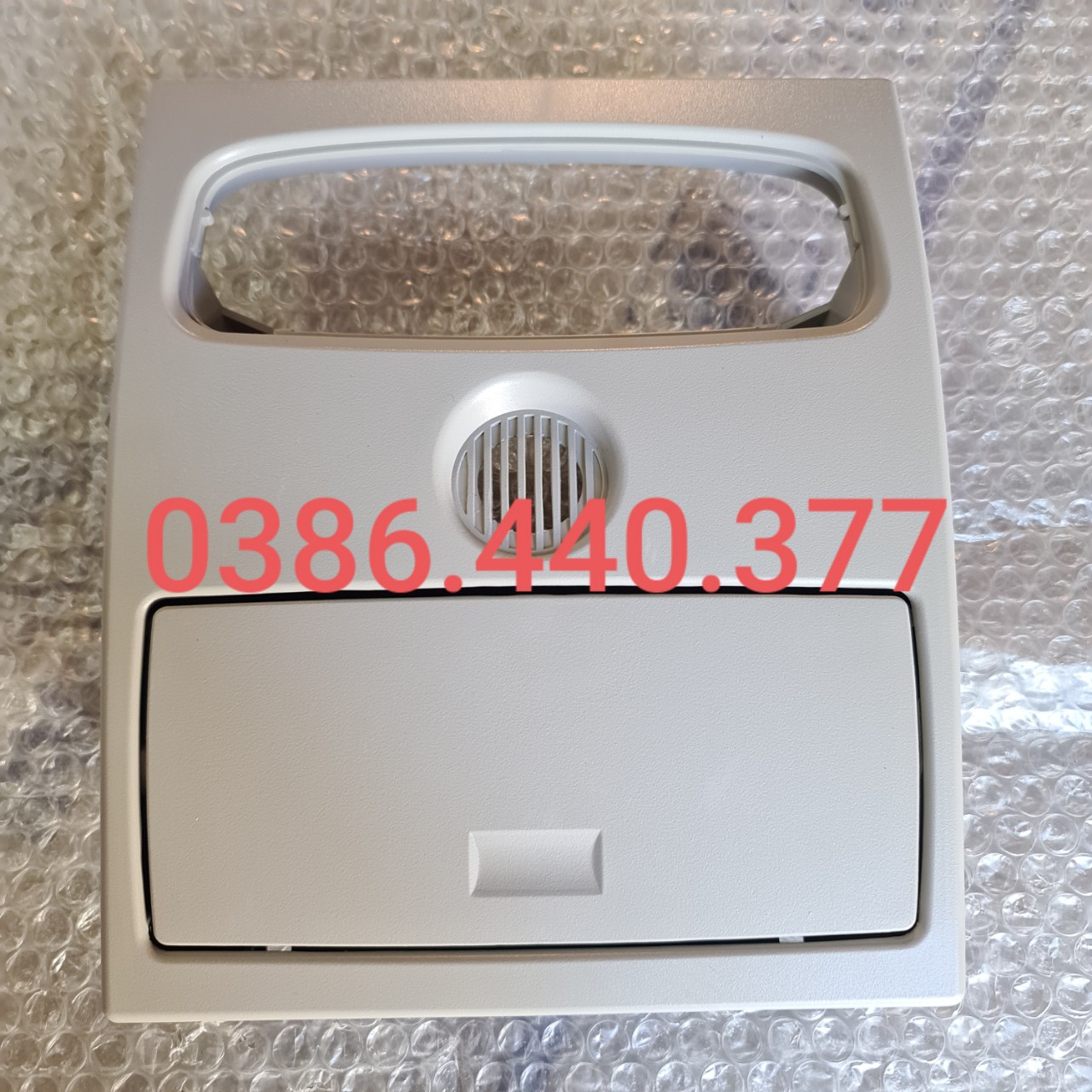 Ốp đèn trần xe Ranger 12-17, BT-50 Xịn