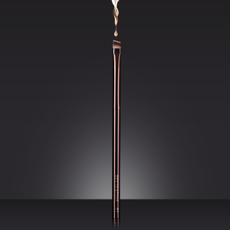 Cọ trang điểm angled liner brush hourglass no 10