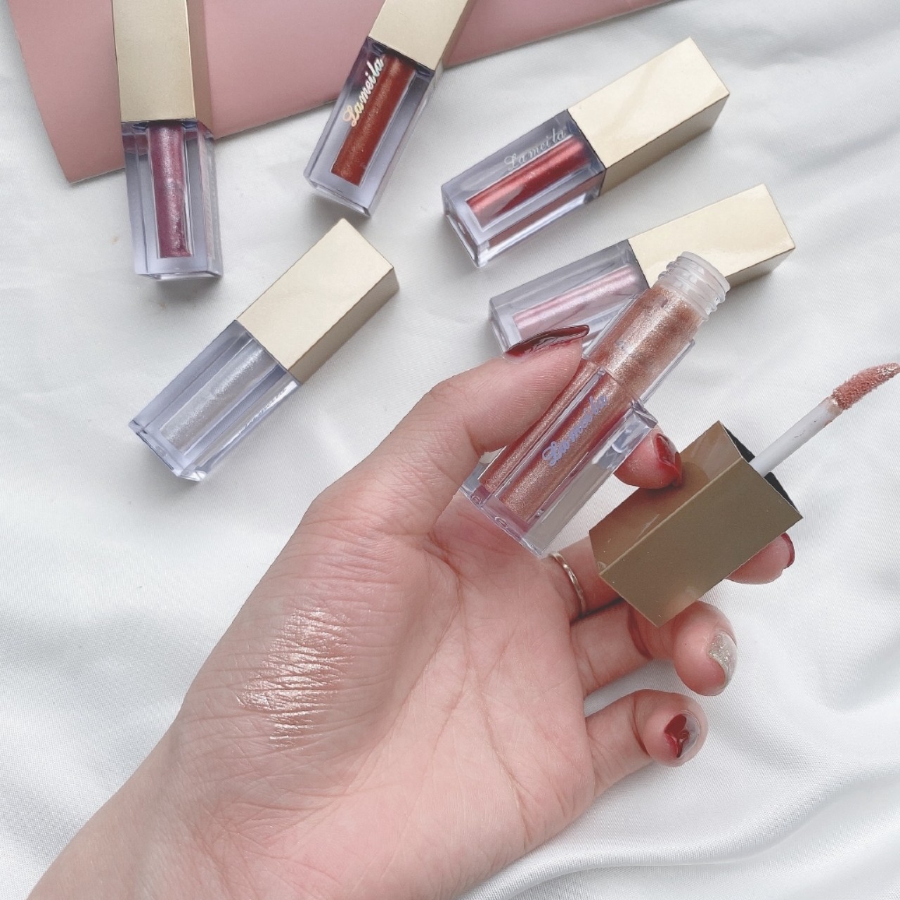 Dây treo pastel handmade – nhỏ xinh mà làm điện thoại xinh gấp đôi