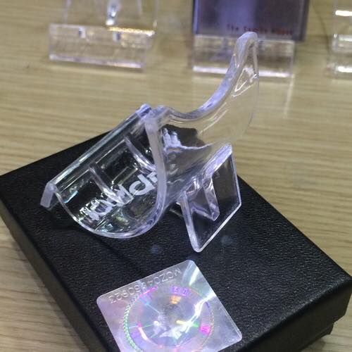 Giá Đỡ Bật Lửa - Đế Trưng Bày Bật Lửa Zippo, Hột Quẹt