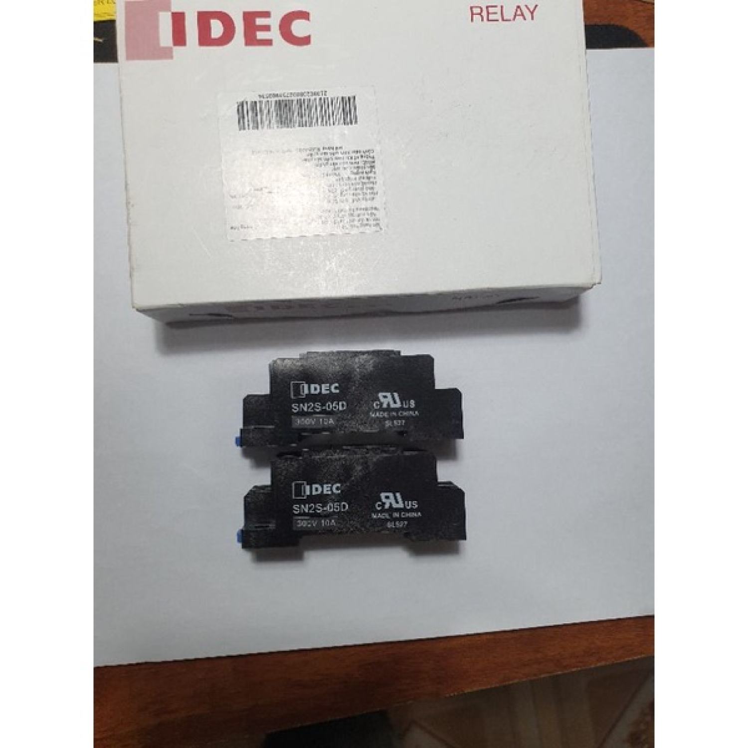 ĐẾ RƠLE Trυng GIAN 8 CHÂN ( ROLE IDEC, OMRON)