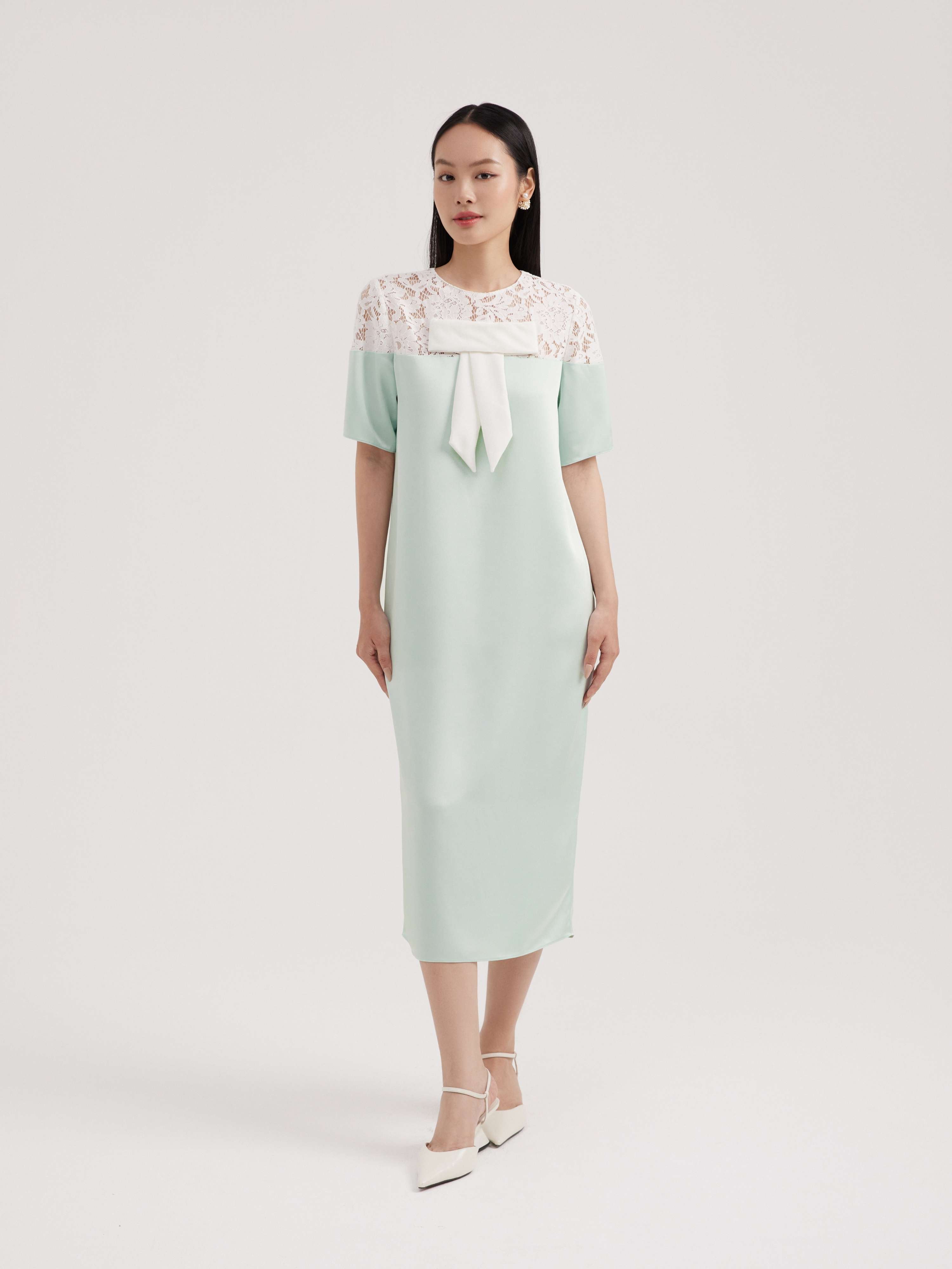 Đầm lụa phối ren Mauve Bowie dress