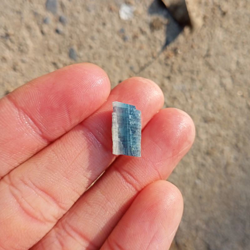 Set 50g đá Kyanite thô nhiều kích thước